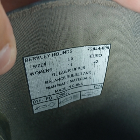 BOGS Model Berkley Hounds Women Rainboots Size 11 Waterproof - Picture 10 of 11